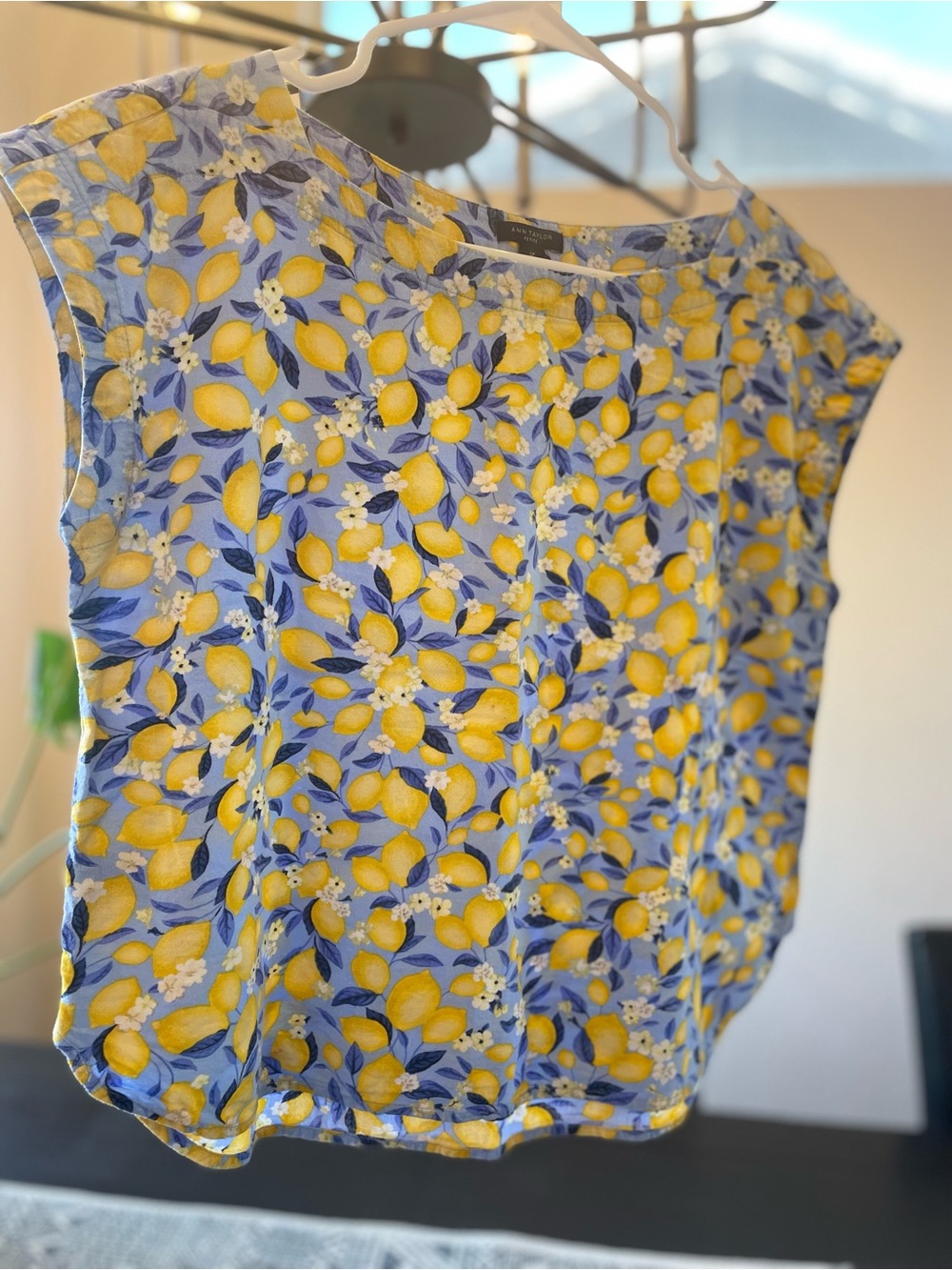 Ann Taylor Yellow & Blue Lemon Blossom Print Cap Sleeve Soft Linen Top